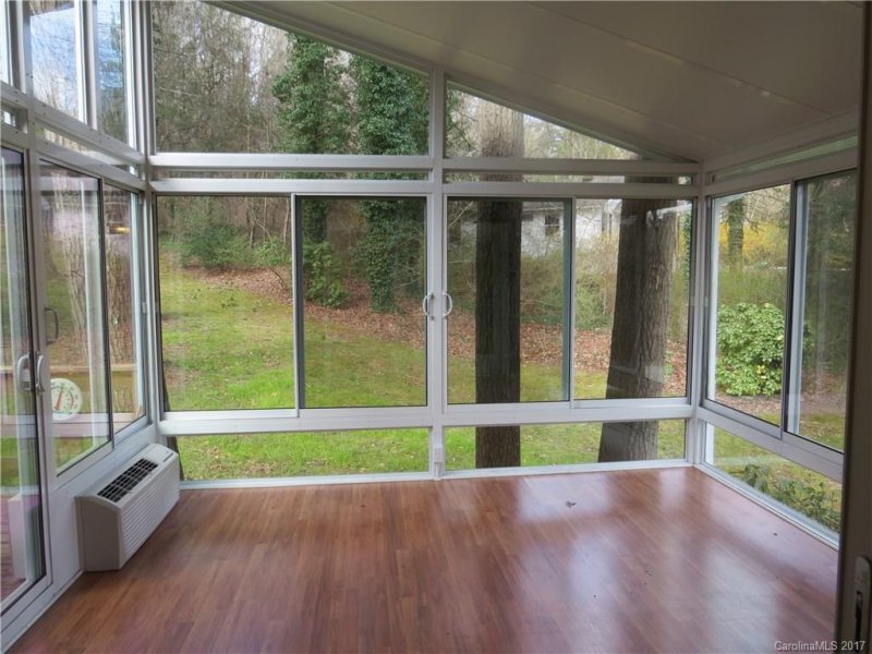 Property image 3 at 423 Comet Drive, Hendersonville, NC 28791