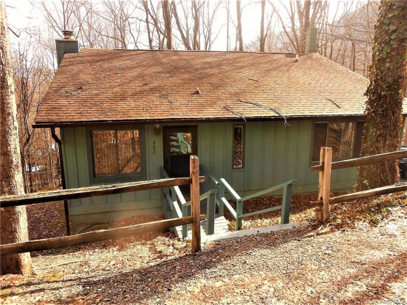Property image 2 at 662 Locust Drive, Maggie Valley, NC 28751