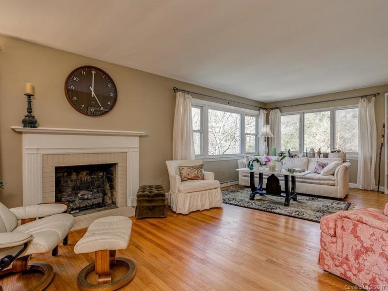 Property image 5 at 20 Crockett Avenue, Asheville, NC 28805