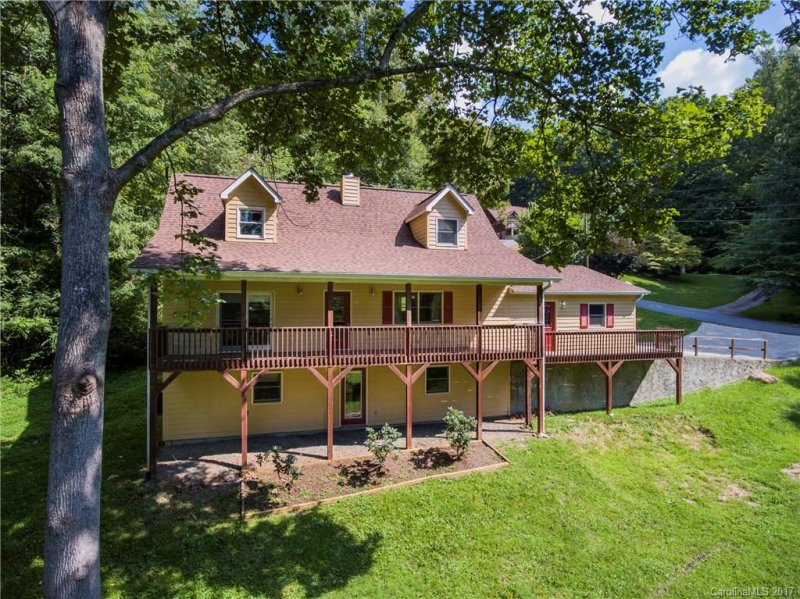 Property image 2 at 67 Ivanhoe Court, Waynesville, NC 28785