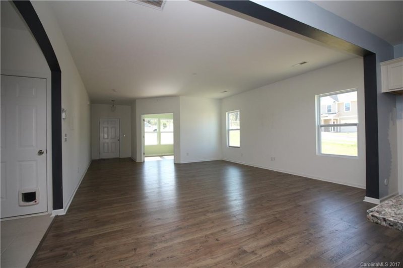 Property image 3 at 2300 Bloomfield Drive, Kannapolis, NC 28081