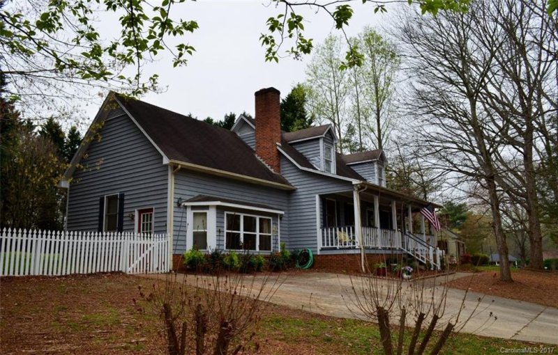 Property image 2 at 250 Hillsboro Road, Taylorsville, NC 28681