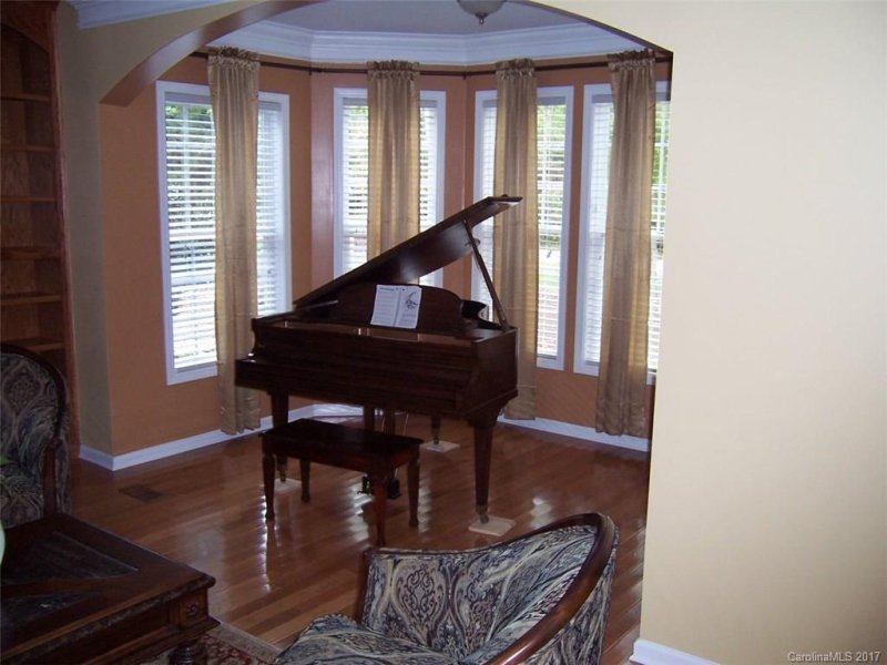 Property image 4 at 434 Laurel Crest Drive, Kannapolis, NC 28081