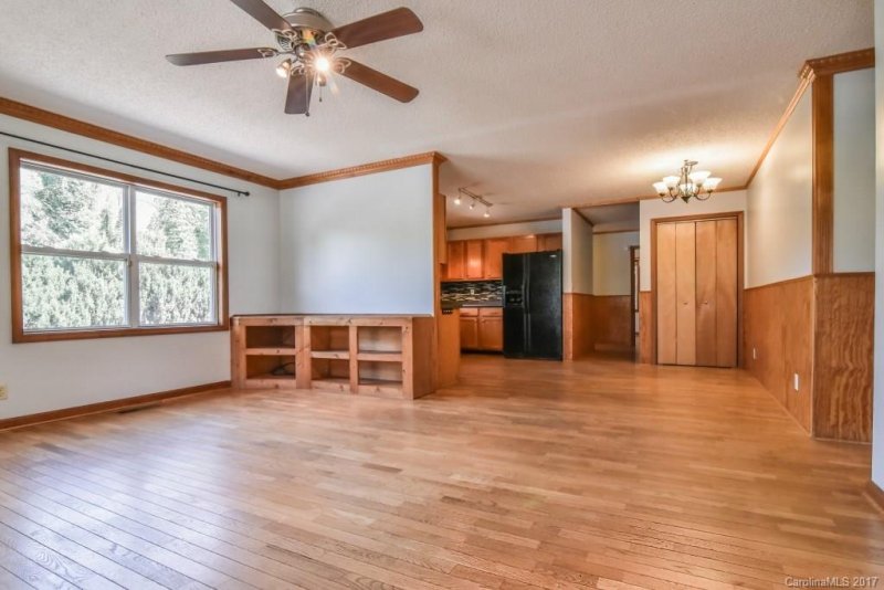 Property image 4 at 7 Wilson Creek Drive, Asheville, NC 28803