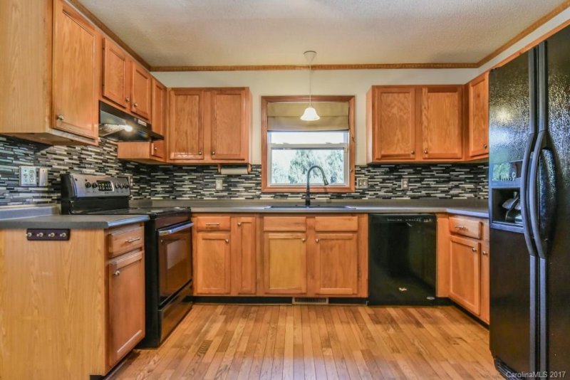 Property image 5 at 7 Wilson Creek Drive, Asheville, NC 28803