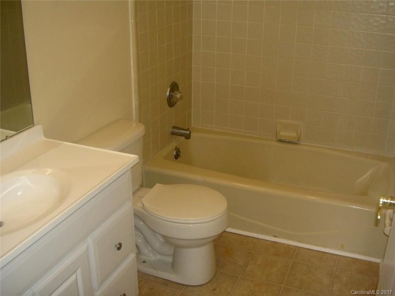Property image 5 at 1823 J Julian Lane, Charlotte, NC 28208
