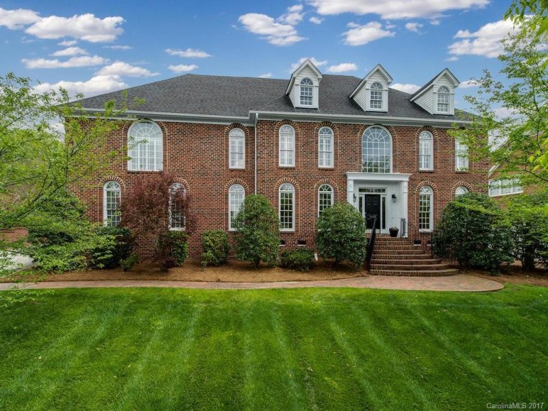 1415 Windy Ridge Road