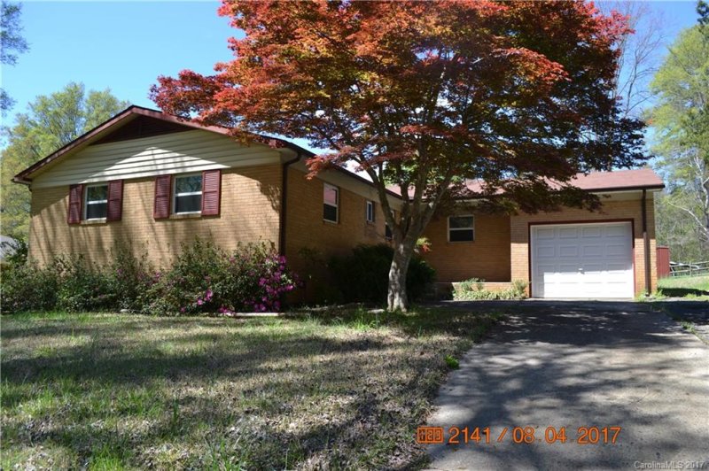 Property image 4 at 2024 Woodtop Court, Charlotte, NC 28214