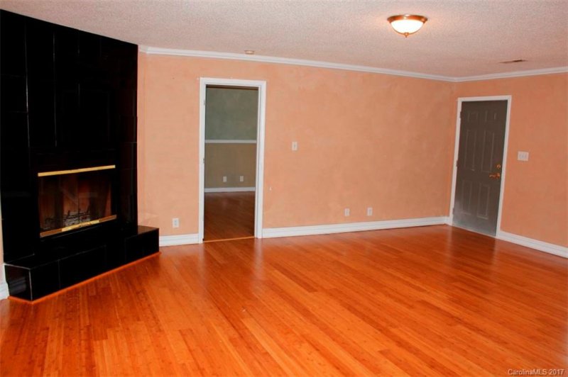 Property image 5 at 75 Bear Rock Loop, Hendersonville, NC 28739