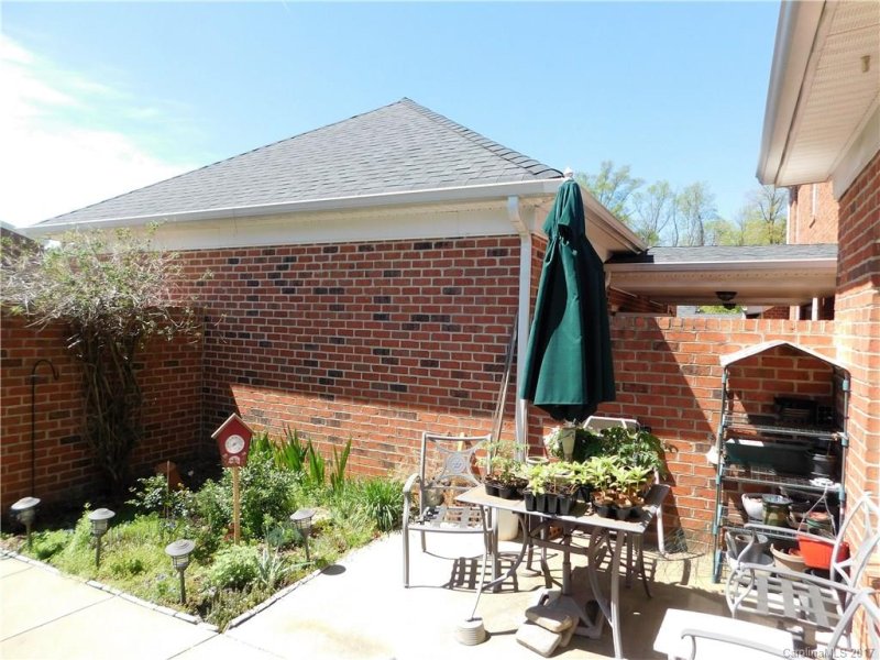 Property image 3 at 331 Liverpool Road, Rock Hill, SC 29730