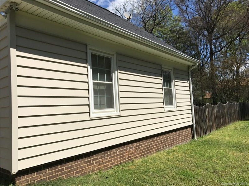 Property image 3 at 3818 Coopersdale Road, Charlotte, NC 28273