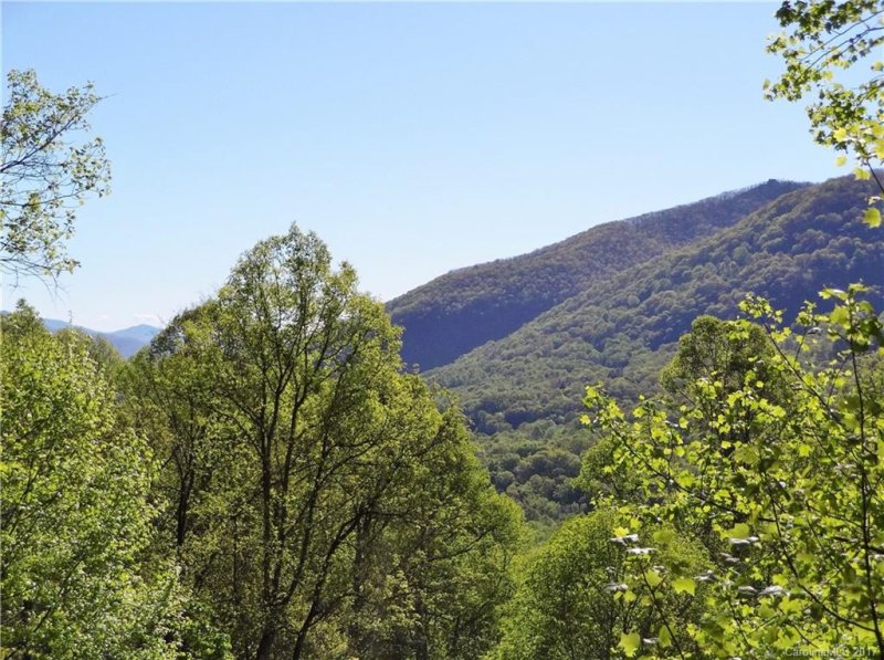 Property image 2 at 605 Nottingham Road, Maggie Valley, NC 28751