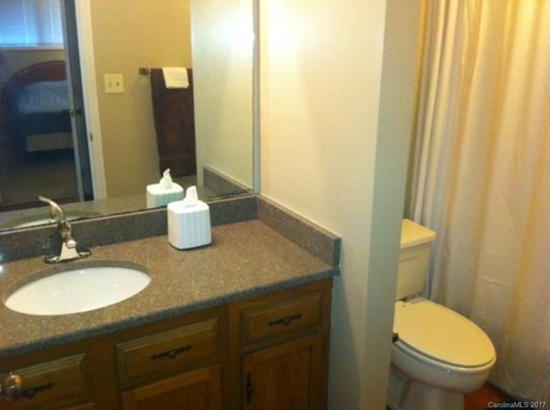 Property image 5 at 423 Church Street, Charlotte, NC 28202