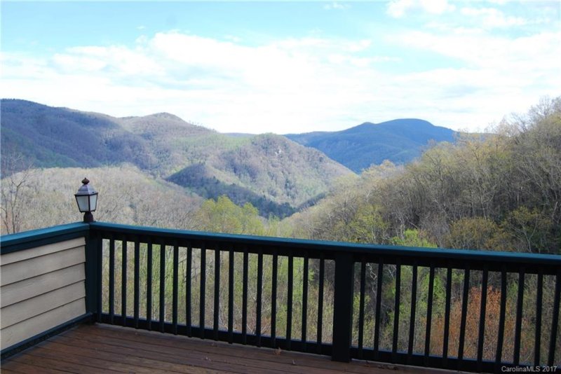 Property image 2 at 89 S Timber Ridge Drive, Hendersonville, NC 28792