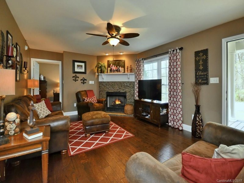 Property image 4 at 11 Morning Star Drive, Leicester, NC 28748