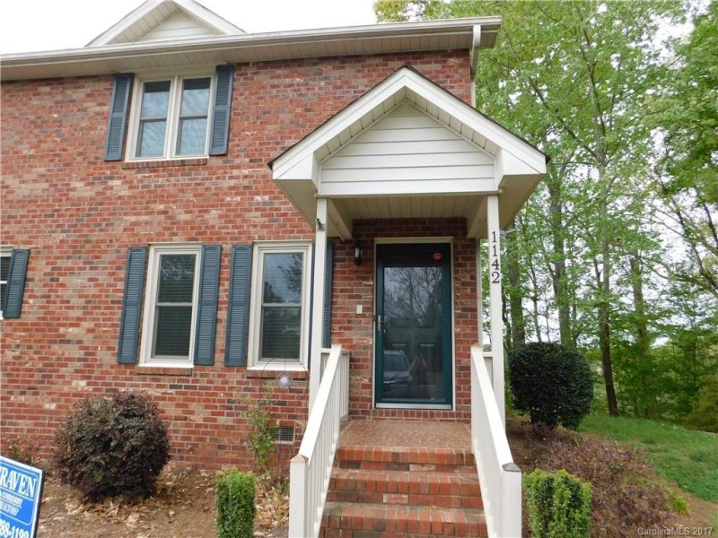 Property image 3 at 1142 Crestmont Drive, Concord, NC 28025