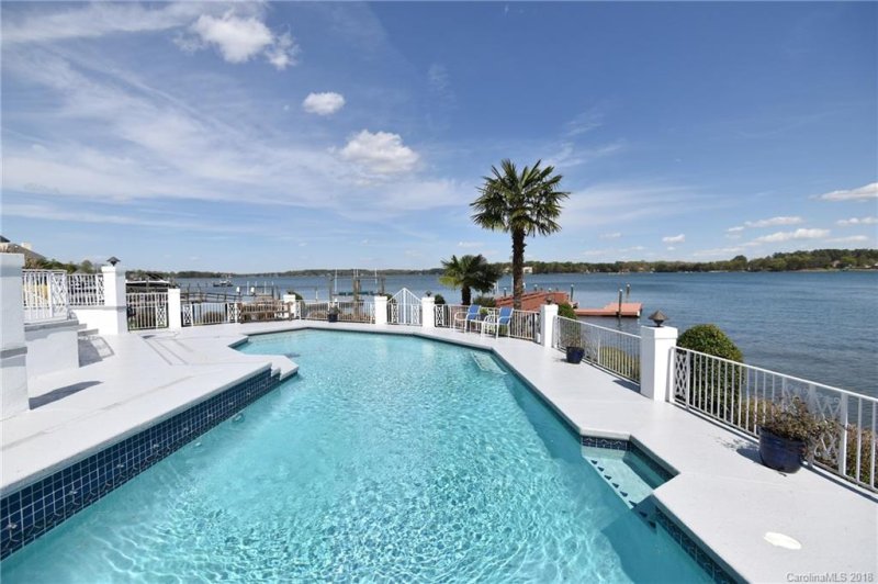 Property image 4 at 3436 Governors Island Drive, Denver, NC 28037