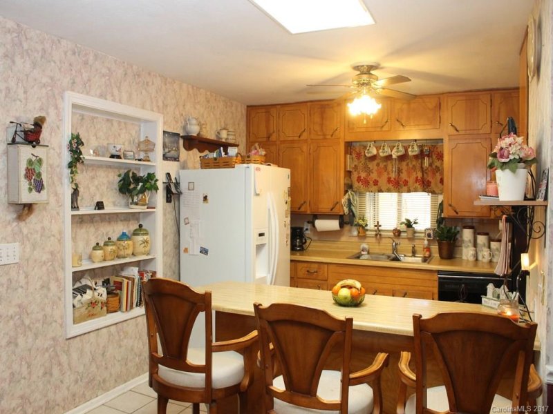 Property image 5 at 130 Moody Street, Hendersonville, NC 28739