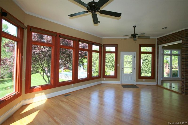 Property image 4 at 1050 Heather Glen Drive, Matthews, NC 28104