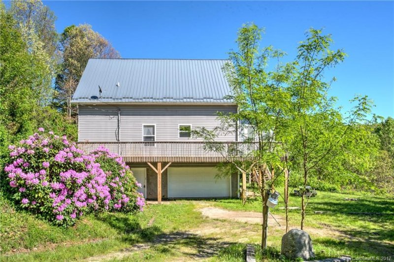 Property image 2 at 1672 Rock House Cove, Clyde, NC 28721