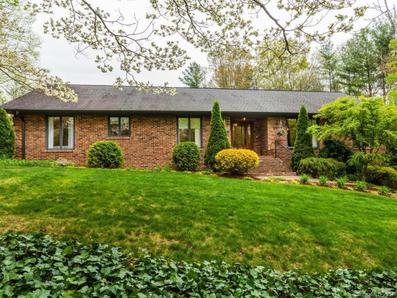 Property image 2 at 5 Covewood Court, Arden, NC 28704