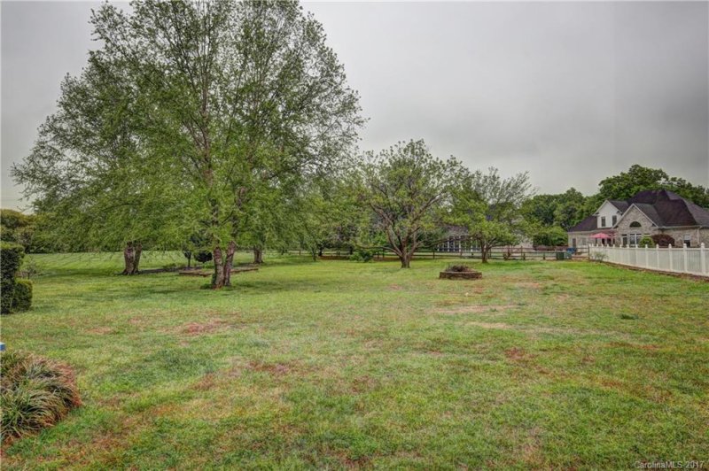 Property image 4 at 211 Northchase Drive, Concord, NC 28027