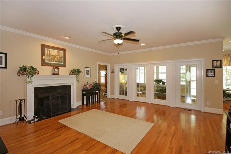 Property image 3 at 138 Gibbs Road, Mooresville, NC 28117