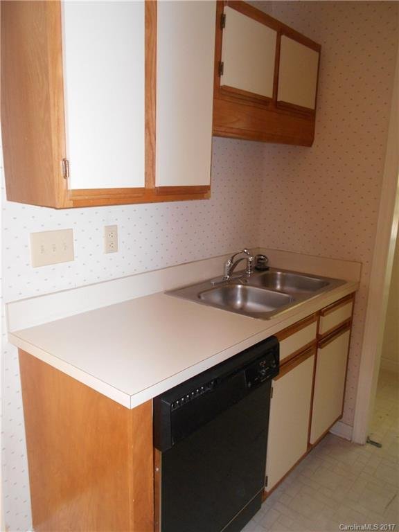 Property image 4 at 6622 Bevington Ridge, Charlotte, NC 28277