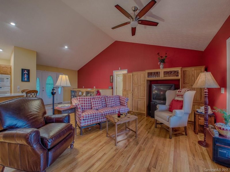 Property image 4 at 81 Corbin Shady Lane, Waynesville, NC 28785