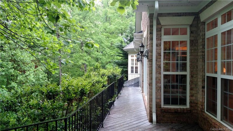 Property image 2 at 5104 Mountain Point Lane, Charlotte, NC 28216