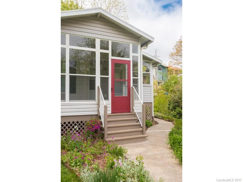 Property image 2 at 83 Madison Avenue, Asheville, NC 28801