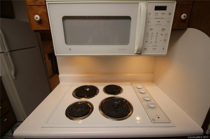 Property image 3 at 21 Barberry Heights, Brevard, NC 28712