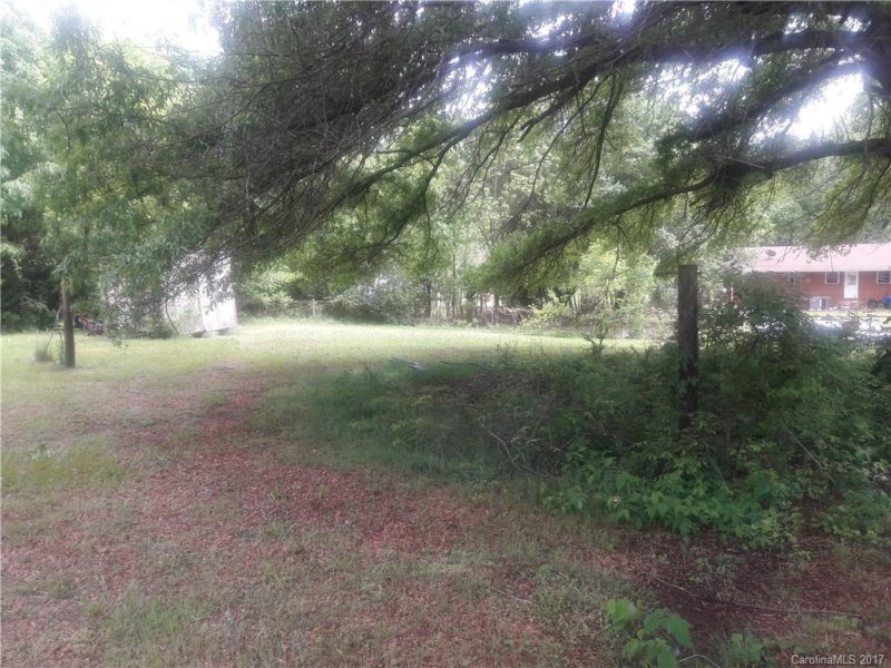 Property image 3 at 5219 Lewhaven Drive, Charlotte, NC 28208