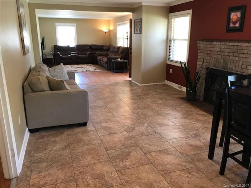 Property image 3 at 1204 Fulton Drive, Statesville, NC 28625