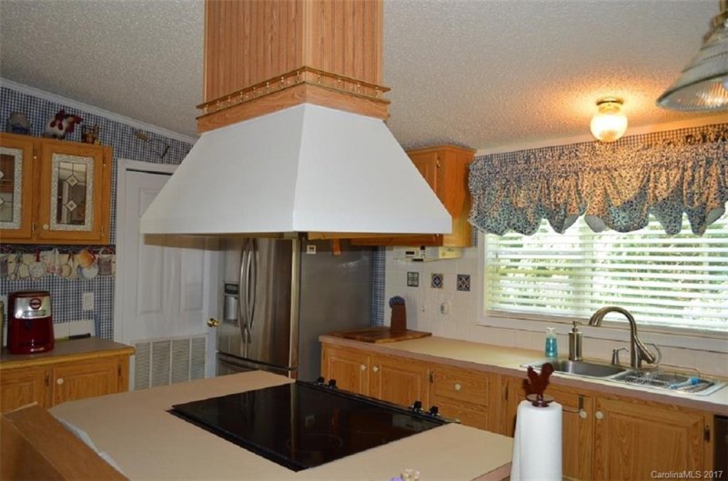 Property image 4 at 6804 Knottywood Lane, Vale, NC 28168