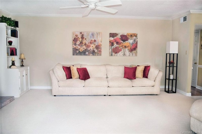 Property image 5 at 6806 Carmel Hills Drive, Charlotte, NC 28226