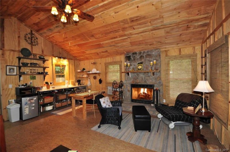 Property image 3 at 28 Caddis Court, Marshall, NC 28753