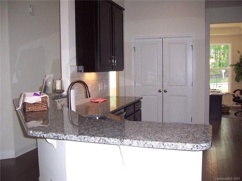 Property image 3 at 8015 Frances Haven Drive, Harrisburg, NC 28075