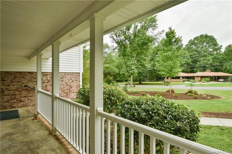 Property image 4 at 7102 Essington Drive, Charlotte, NC 28270