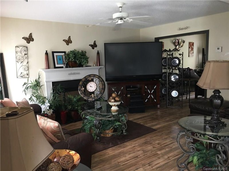 Property image 2 at 6201 Patric Alan Court, Charlotte, NC 28216