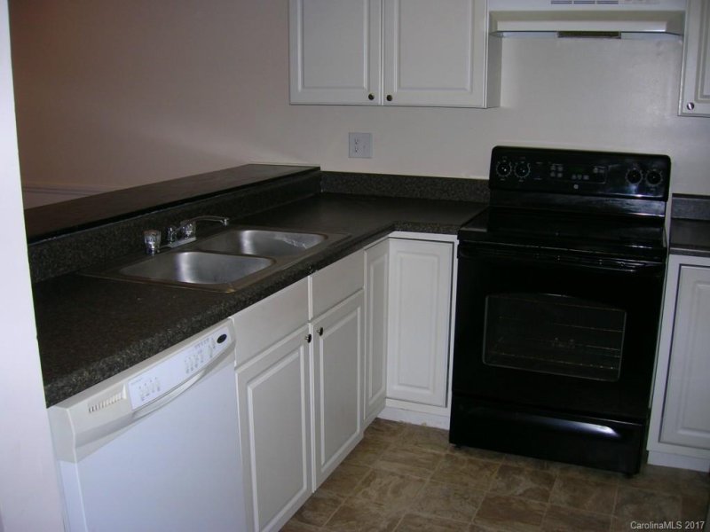 Property image 4 at 1863 J Julian Lane, Charlotte, NC 28208