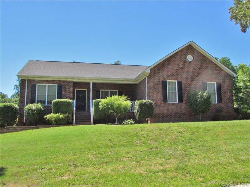 616 Beavers Cove Lane