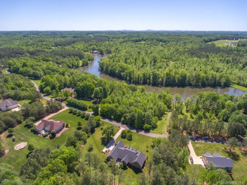 Property image 4 at 264 Conifer Way, Shelby, NC 28150