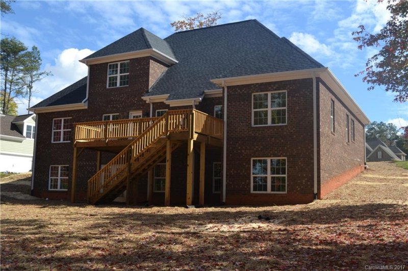 Property image 2 at 143 Orchard Farm Lane, Mooresville, NC 28117