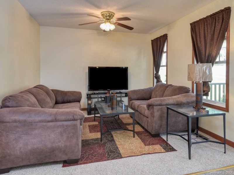 Property image 4 at 118 Warren Haynes Drive, Asheville, NC 28806