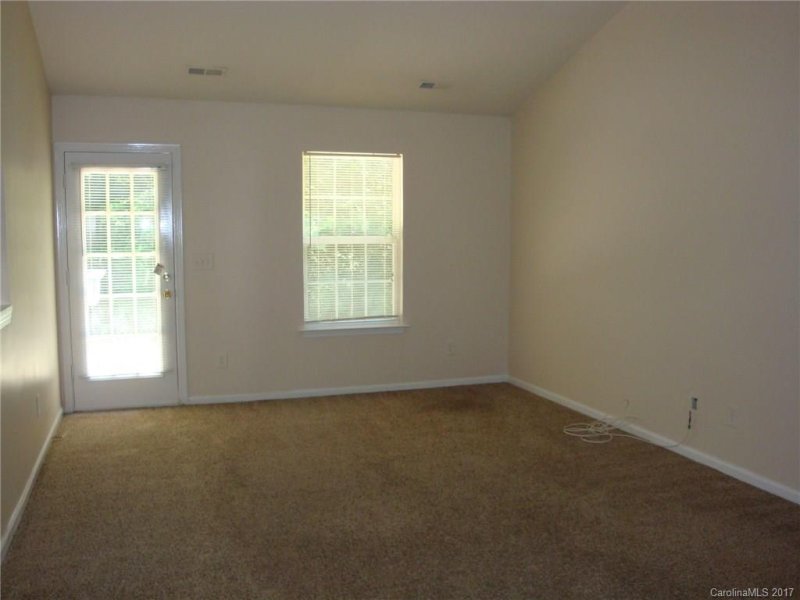 Property image 2 at 5530 Stone Bluff Court, Charlotte, NC 28214