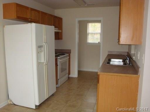 Property image 3 at 5530 Stone Bluff Court, Charlotte, NC 28214