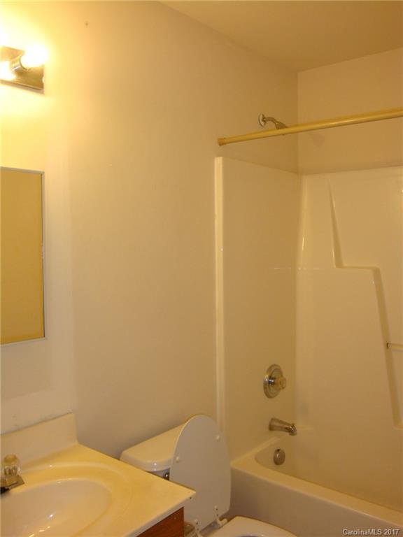 Property image 5 at 5530 Stone Bluff Court, Charlotte, NC 28214