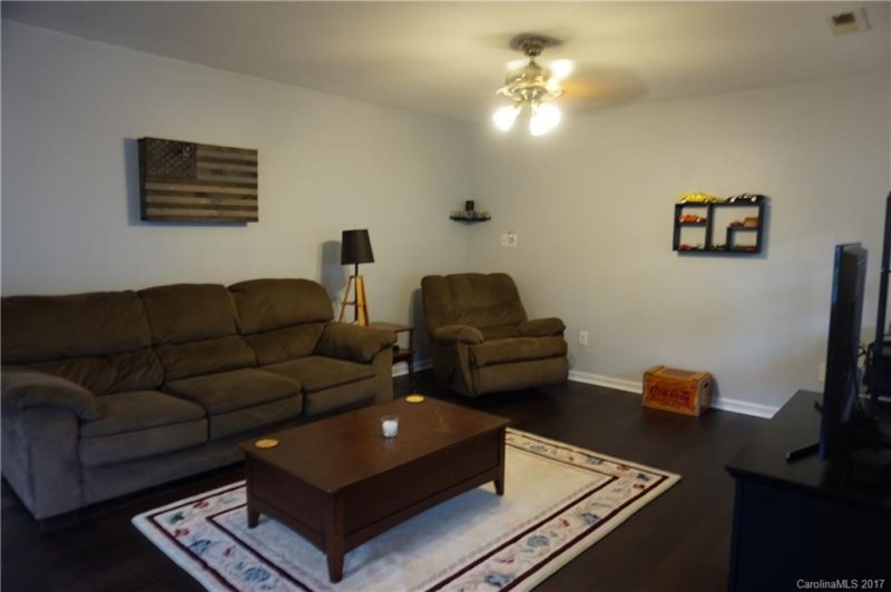 Property image 4 at 320 Cassidy Lane, Mooresville, NC 28115