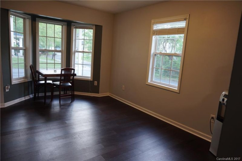 Property image 5 at 320 Cassidy Lane, Mooresville, NC 28115